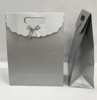 Nedi 24x11x31 Cm Cırtlı Karton Hediye Çantası Gümüş 2431s