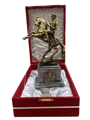 Atatürk Heykeli Küçük Boy