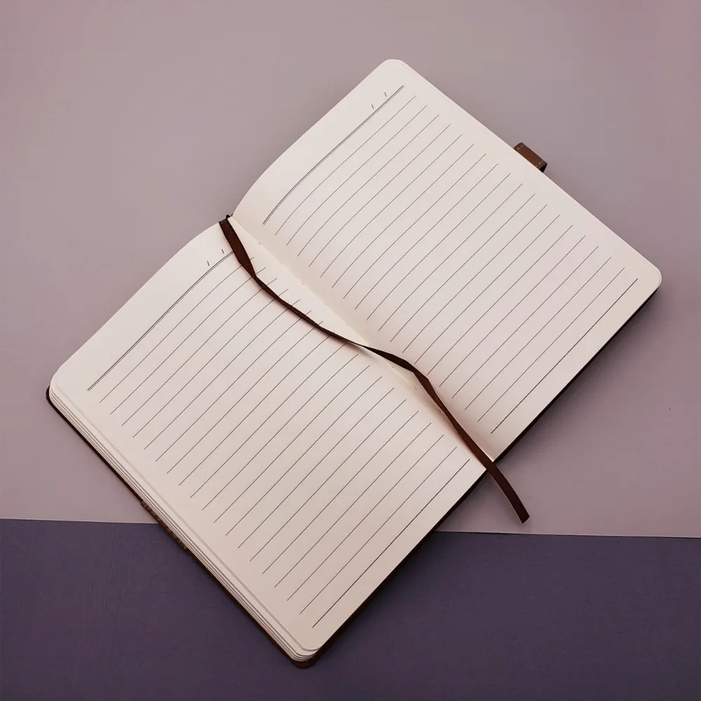 Altın Şeritli Taba Deri Defter - Kahverengi Roller Kalem - Kutulu Özel Hediye Seti