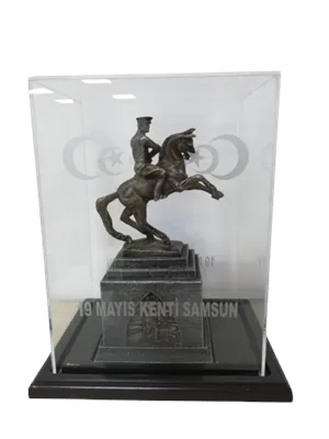 Atatürk Heykeli Küçük Boy Pleksi