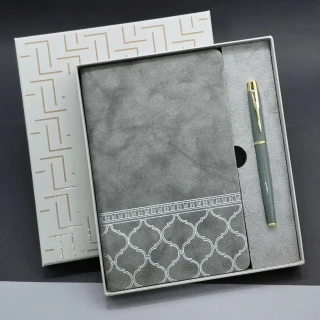 Gri Renk Defter Ve Metal Roller Kalem Seti