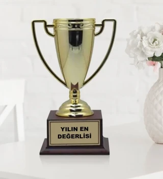 Unıversal Ödül Kupası Büyük Boy