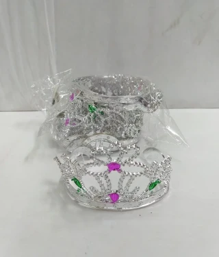 Nedi Plastik Gümüş Taşlı Taç 14012